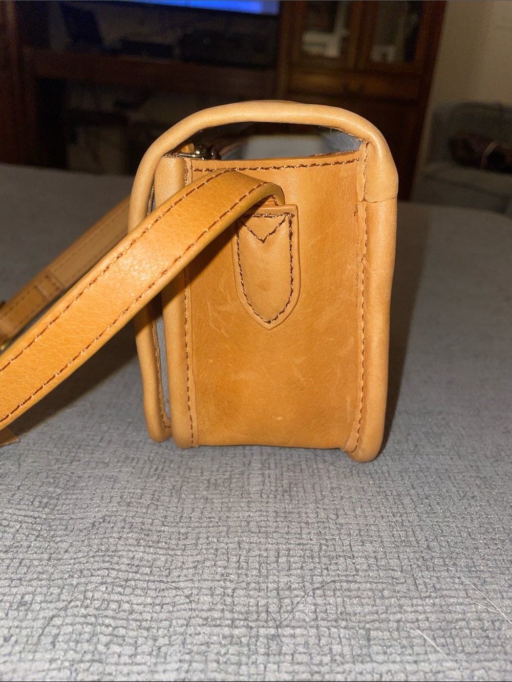 Margot Caramel Tan Cognac Leather Crossbody or Shoulder Bag NWT - Picture 6 of 15